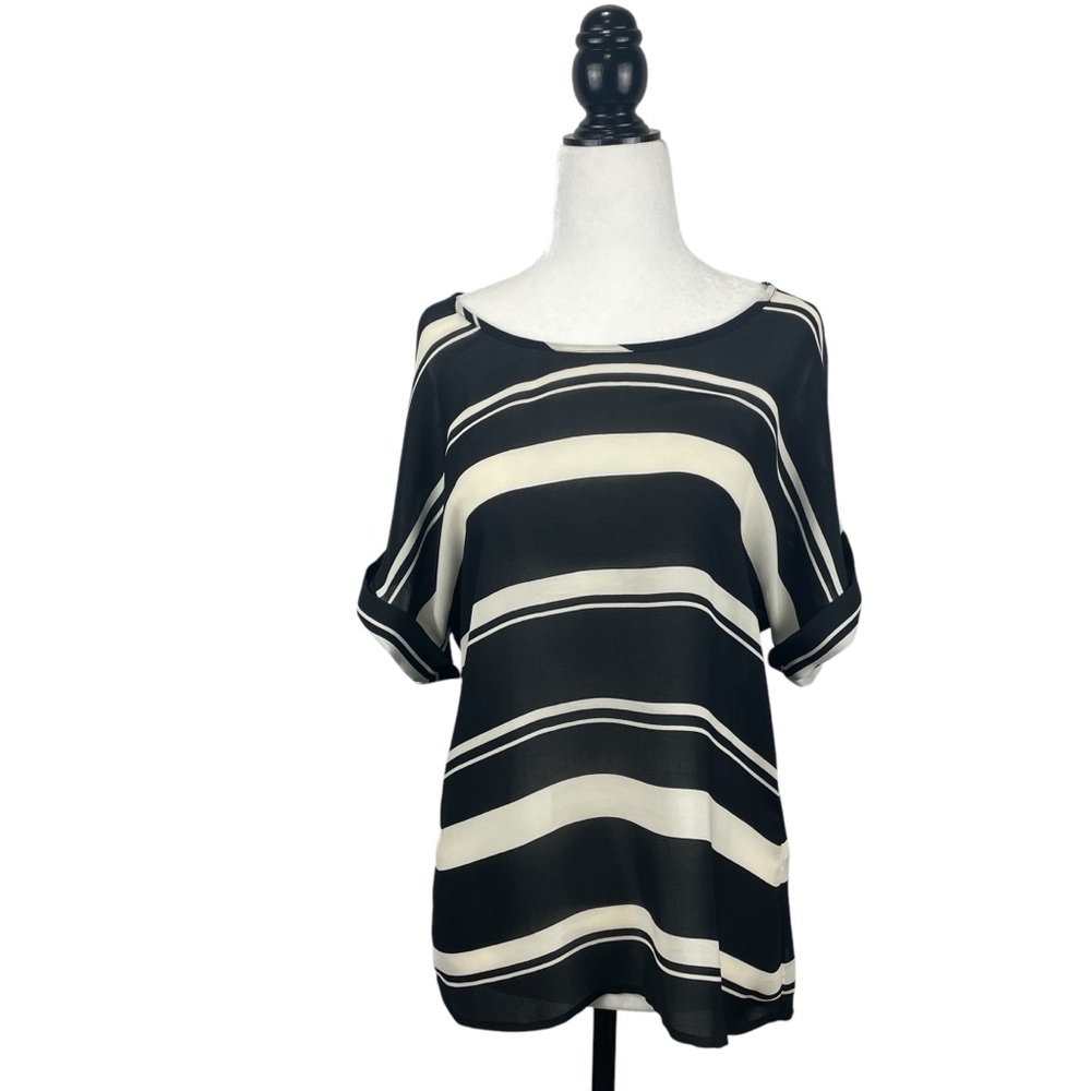 Banana Republic Black and Cream Stripe Short Sleeve Blouse Top Size Small